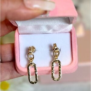 Zarcillos Estilo Eslabón enchapado en oro